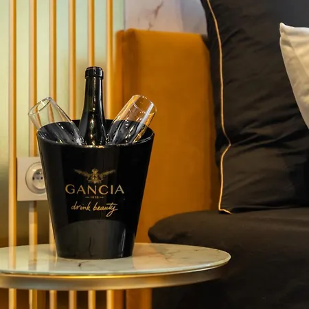 Hanza Tower Gold Angel Apartment