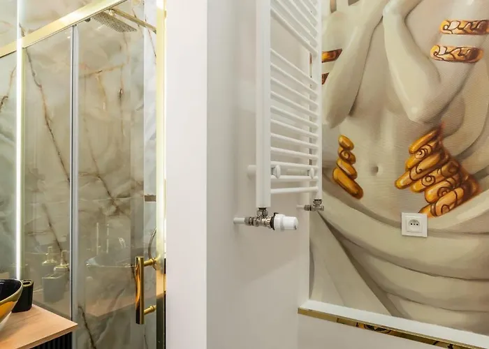 Hanza Tower Gold Angel Apartment *